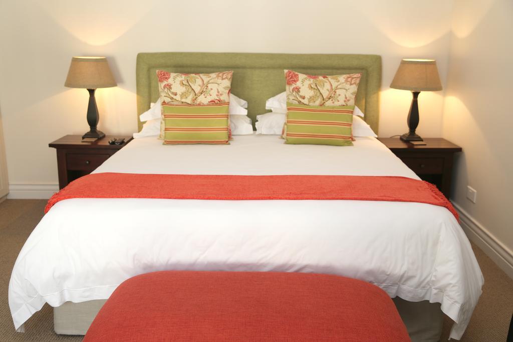 Kingsmead Guest House Harare Room photo